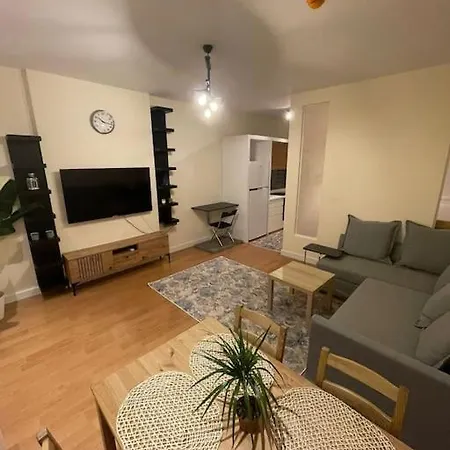 A Lovely And New Place In Beylikduzu Апартаменты